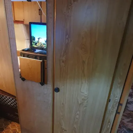 Kamp Prikolica Cetvorokrevetna Campsite *
